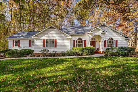 2307 Gwynmill Ln, Powhatan, VA 23139