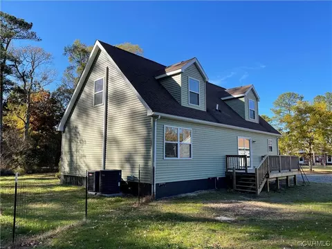 9090 Robins Neck Rd, Gloucester, VA 23061 photo 5