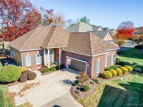 6112 Club Commons Ct, Glen Allen, VA 23059