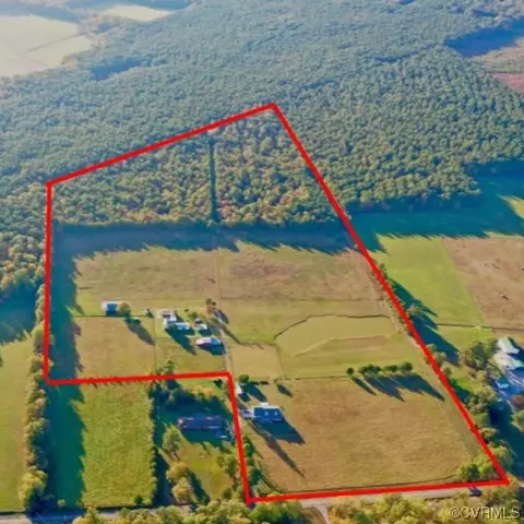 619 Spring Grove Rd, Spring Grove, VA 23881