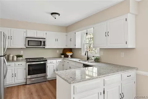 3306 Nuttree Woods Dr, Midlothian, VA 23112 photo 11