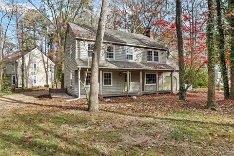 3306 Nuttree Woods Dr, Midlothian, VA 23112