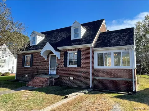 2209 Newman Rd, Henrico, VA 23231