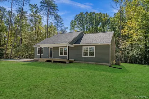 924 Centerville Rd, Mineral, VA 23117