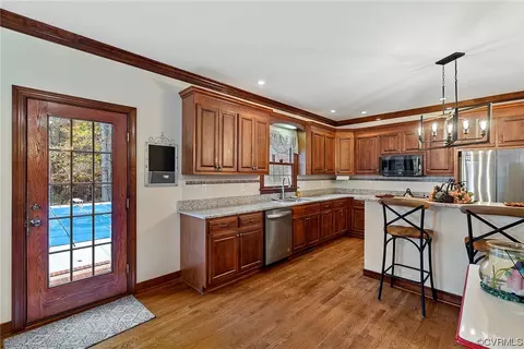 7211 Ledo Rd, Moseley, VA 23120 photo 6