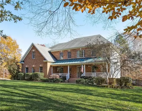 1200 Hawkwell Dr, Maidens, VA 23102