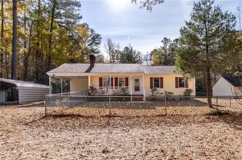 5413 Red Gate Dr, Disputanta, VA 23842