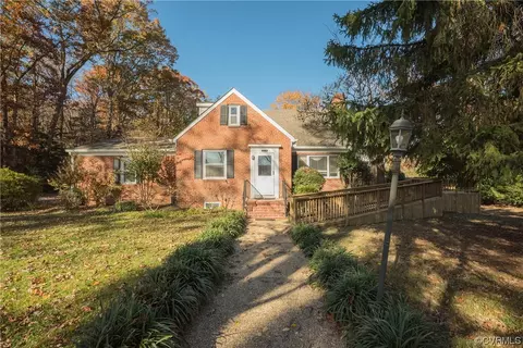 8106 Rural Point Rd, Mechanicsville, VA 23116