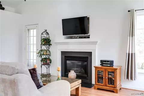6735 Manor Gate Dr, Midlothian, VA 23112 photo 11