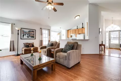 6735 Manor Gate Dr, Midlothian, VA 23112 photo 13