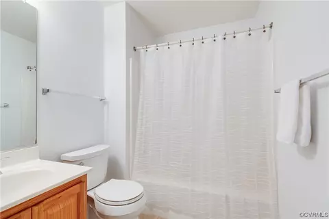 6735 Manor Gate Dr, Midlothian, VA 23112 photo 15
