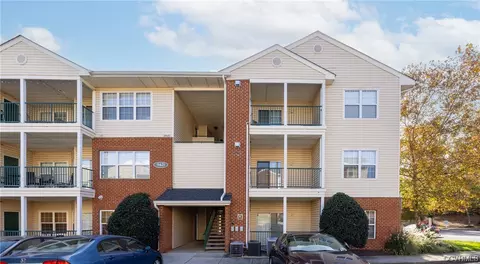 9421 Links Ln #D, Glen Allen, VA 23059