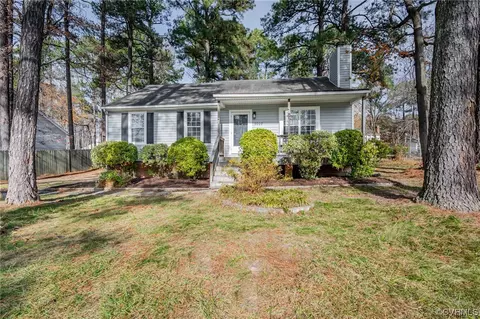 9008 Stonebrook Dr, Glen Allen, VA 23060