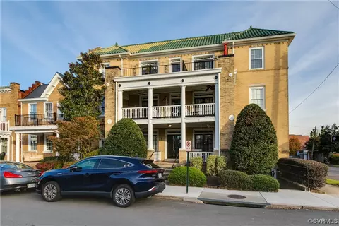 601 Roseneath Rd #U5, Richmond, VA 23221