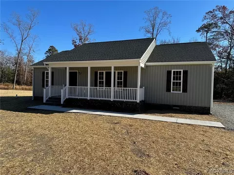 819 Commins Rd, Aylett, VA 23009