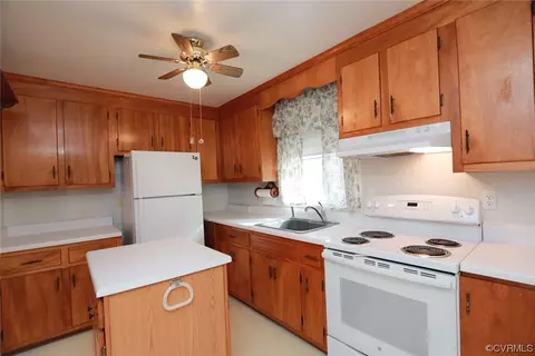 4311 Warwick Rd, Richmond, VA 23234 photo 8