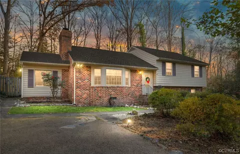1935 Stonehenge Dr, Richmond, VA 23225