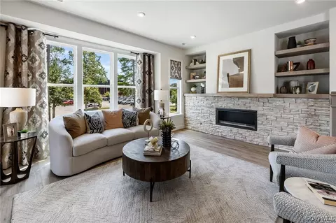 4342 Dominion Forest Cir, Glen Allen, VA 23060