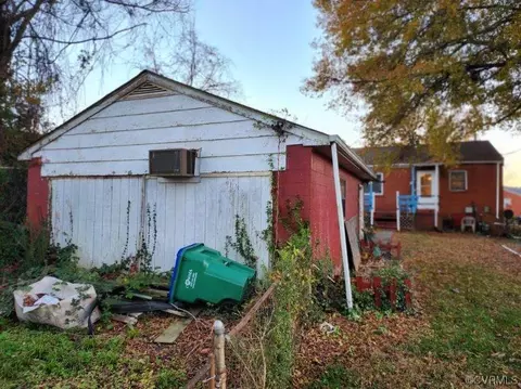 2103 Warwick Ave, Richmond, VA 23224 photo 10