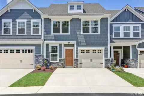 18631 Palisades Cove Ct, Moseley, VA 23120