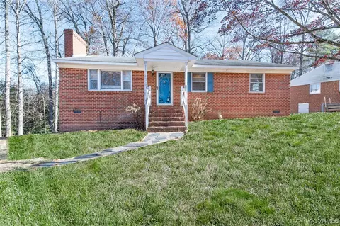 2705 Puckett Ct, Midlothian, VA 23112