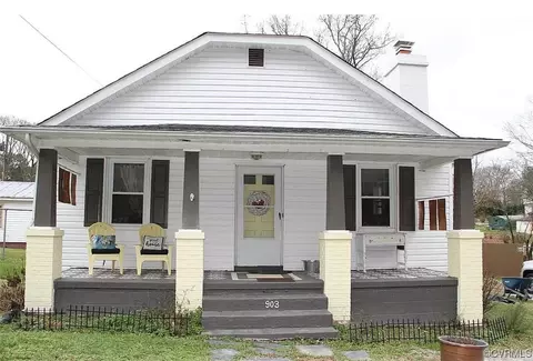 903 W Atlantic St, South Hill, VA 23970