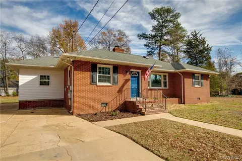 8411 Hood Dr, Richmond, VA 23227