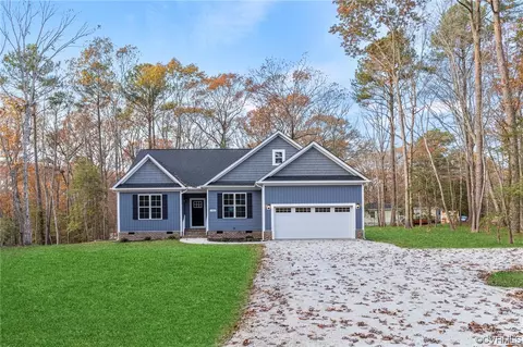 1920 Estates Dr, Lanexa, VA 23089 photo 2