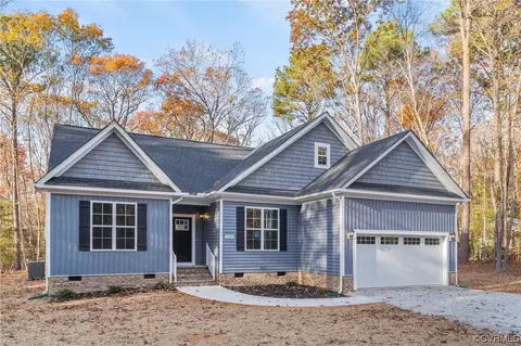 1920 Estates Dr, Lanexa, VA 23089 photo 4