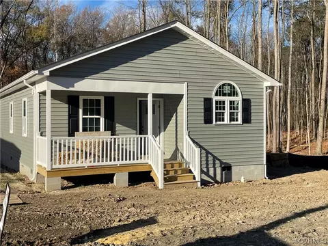 2103 Freeman St, Hopewell, VA 23860