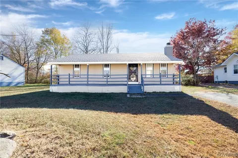 8119 Clovertree Ct, North Chesterfield, VA 23235