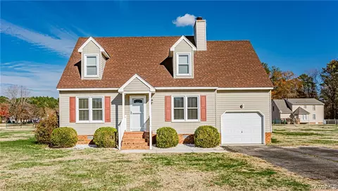 8201 Piper Dr, West Point, VA 23181