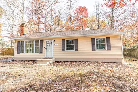 5113 Rollingway Rd, Chesterfield, VA 23832