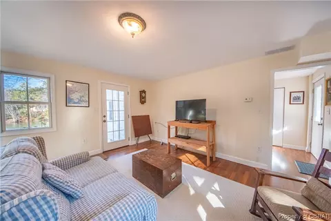 452 Peake Rd, Weems, VA 22576 photo 15