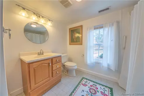 452 Peake Rd, Weems, VA 22576 photo 22