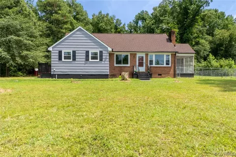 10403 Halifax Rd, Petersburg, VA 23805