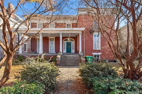 115-117 S Market St, Petersburg, VA 23803