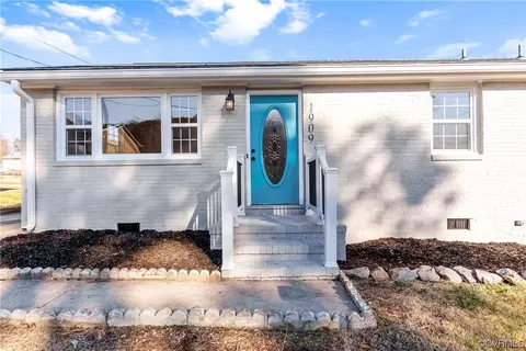 1909 Warren Ave, Hopewell, VA 23860