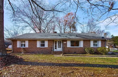 2266 Walsh Ave, Petersburg, VA 23803