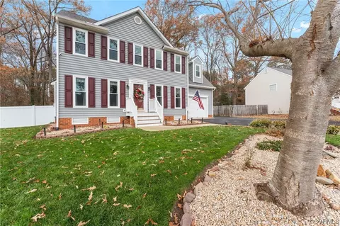 3924 Ivyridge Dr, Chester, VA 23831