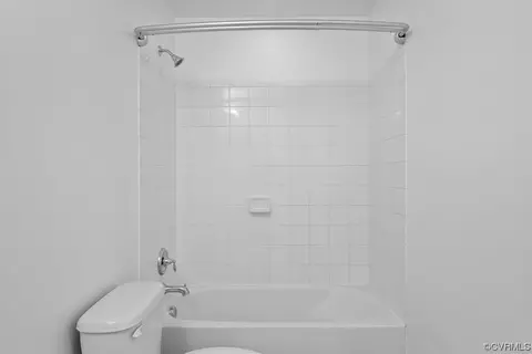 Bath - 3006 Barnack Rd, Midlothian, VA 23112 photo 5 of 6