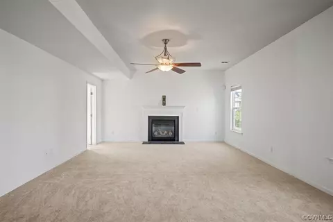 Living - 3006 Barnack Rd, Midlothian, VA 23112 photo 2 of 2