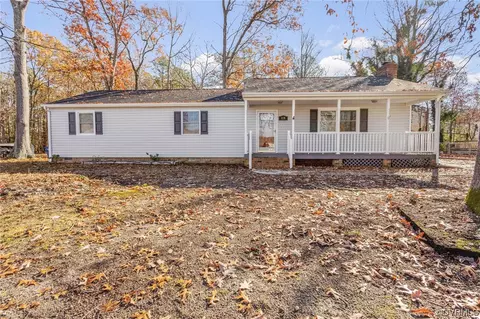 118 Hollyberry Ln, Prince George, VA 23875