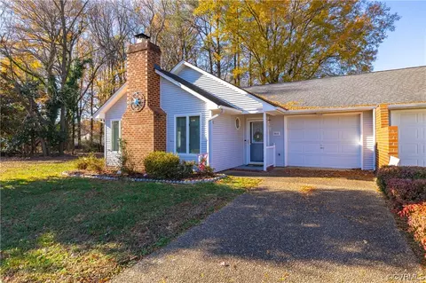 3015 Westmoreland Ct, Hopewell, VA 23860