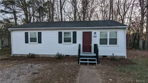 2012 New York Ave, Hopewell, VA 23860