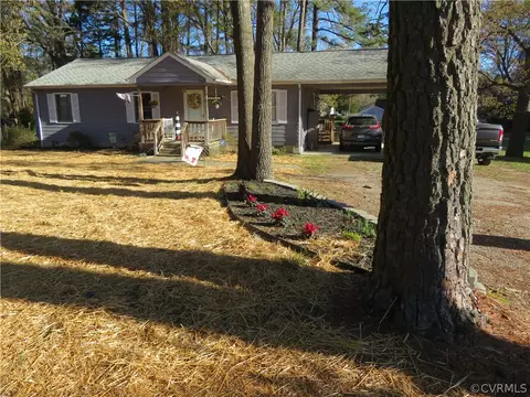 25412 Front Rd, North Dinwiddie, VA 23803