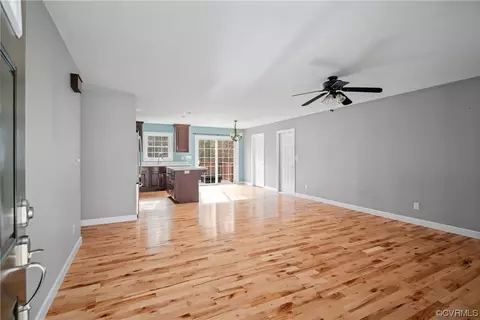 419 Oliver Rd, Prospect, VA 23960 photo 5