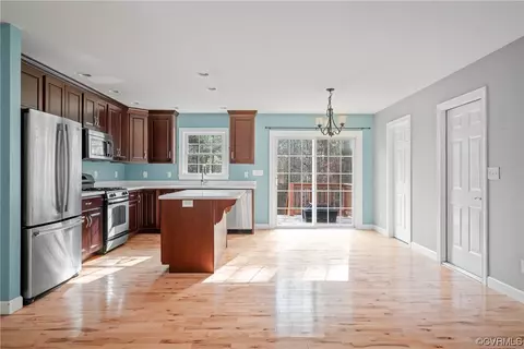419 Oliver Rd, Prospect, VA 23960 photo 10