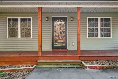 419 Oliver Rd, Prospect, VA 23960 photo 4