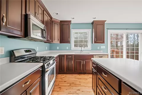 419 Oliver Rd, Prospect, VA 23960 photo 14